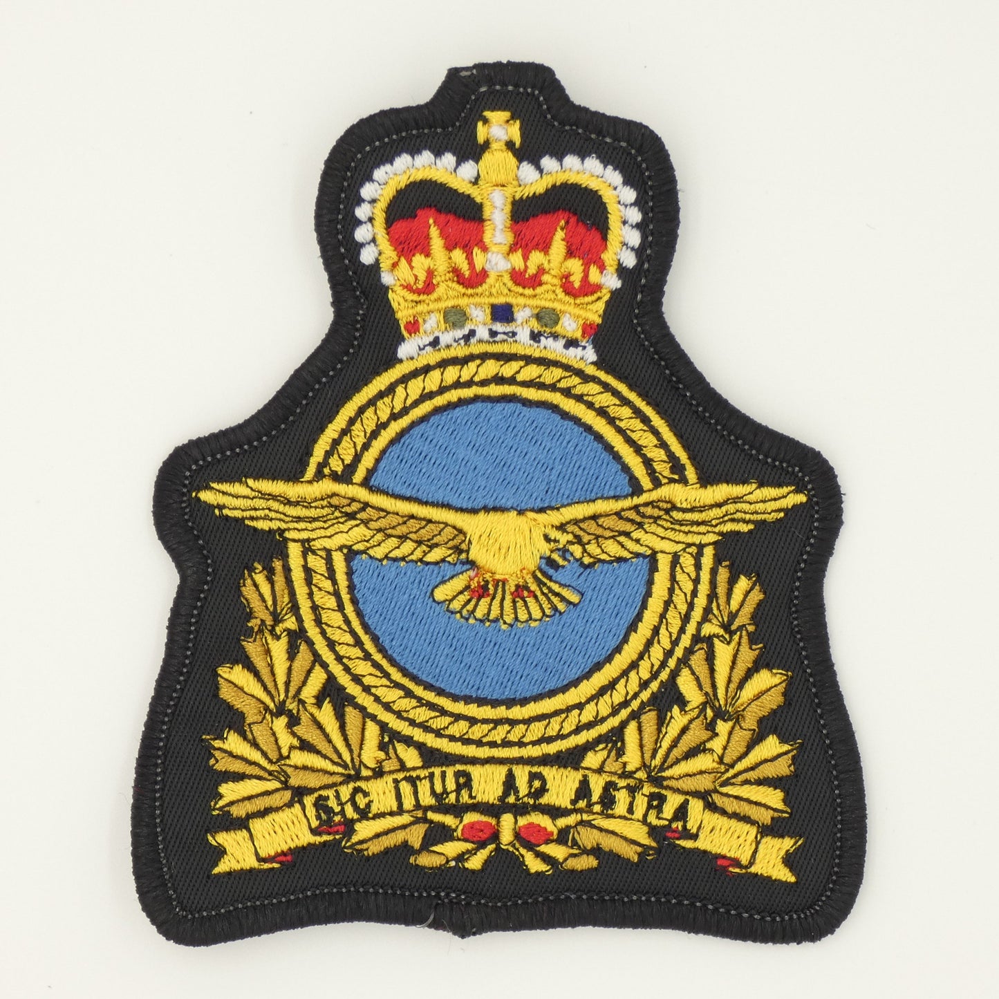 CHIEF OF AIR STAFF (RCAF) HERALDIC CREST FOR NAVAL PERSONNEL