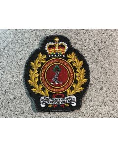 16805 303C - RMC Heraldic Crest